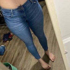 Old navy skinny jeans, like new